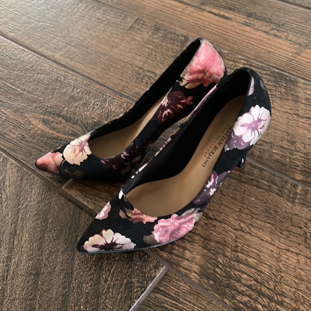 Christian Siriano for Payless Floral Pumps Size 9